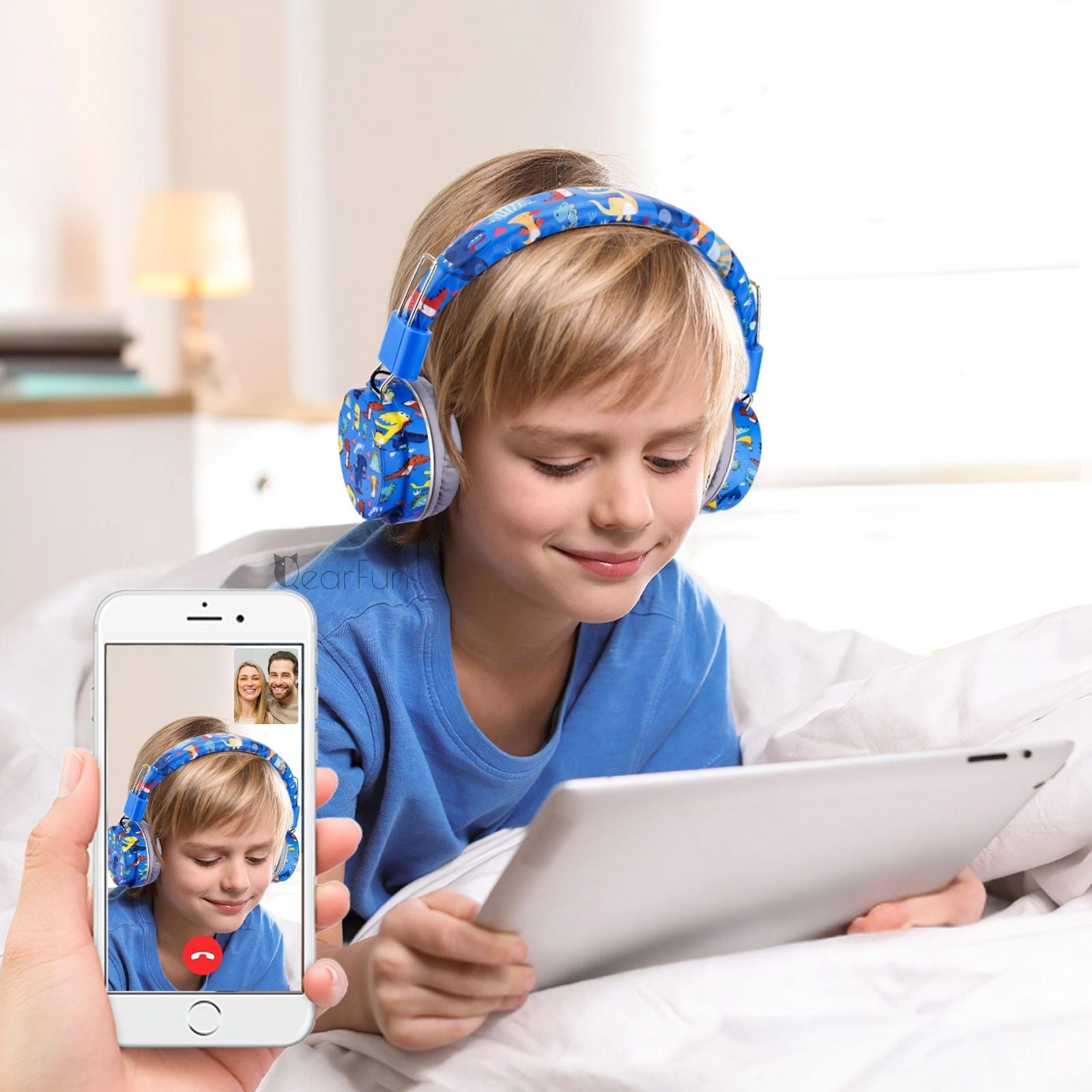 Le casque audio enfant dinosaure dans toute sa splendeur, prêt à être offert pour le plaisir de nos tous petits