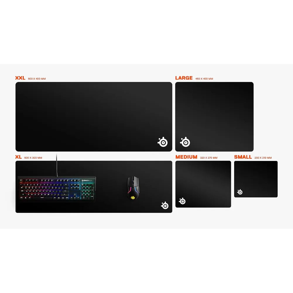 Différents formats du tapis de souris SteelSeries, XXL, XL, L, M et S, montrant la taille et le design minimaliste.