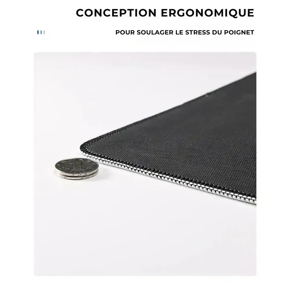 Tapis de souris XXL One Piece avec conception ergonomique pour soulager le stress du poignet.