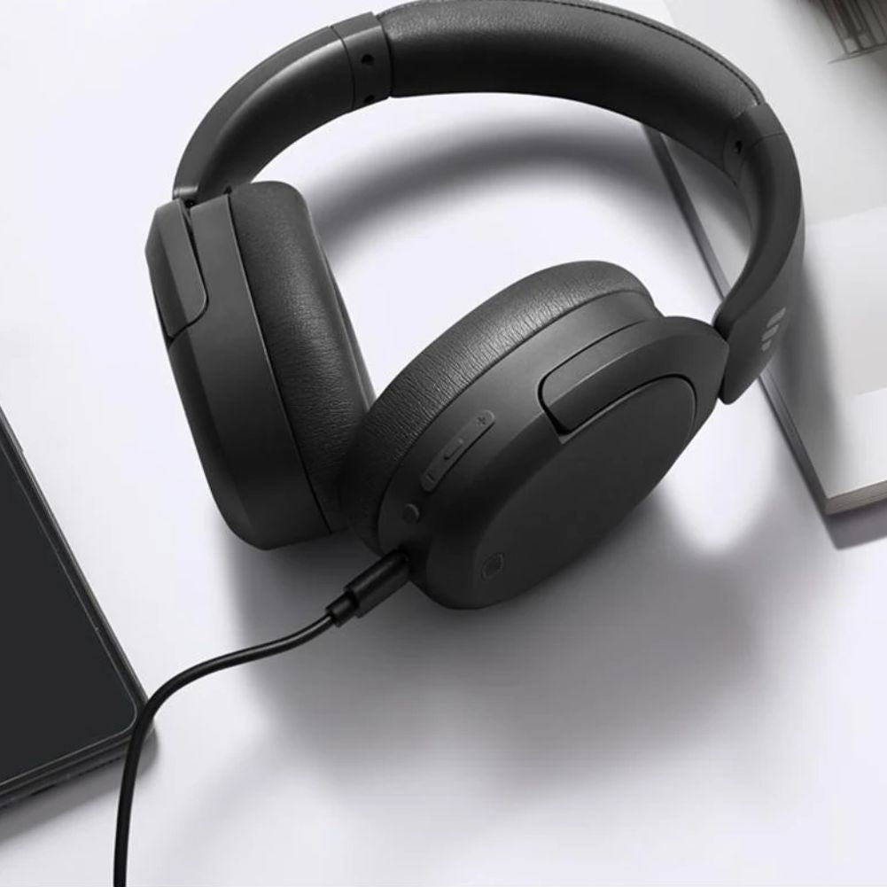 Casque gamer Edifier de couleur noir sans fil bluetooth 5.4 parfait pour toute occassion