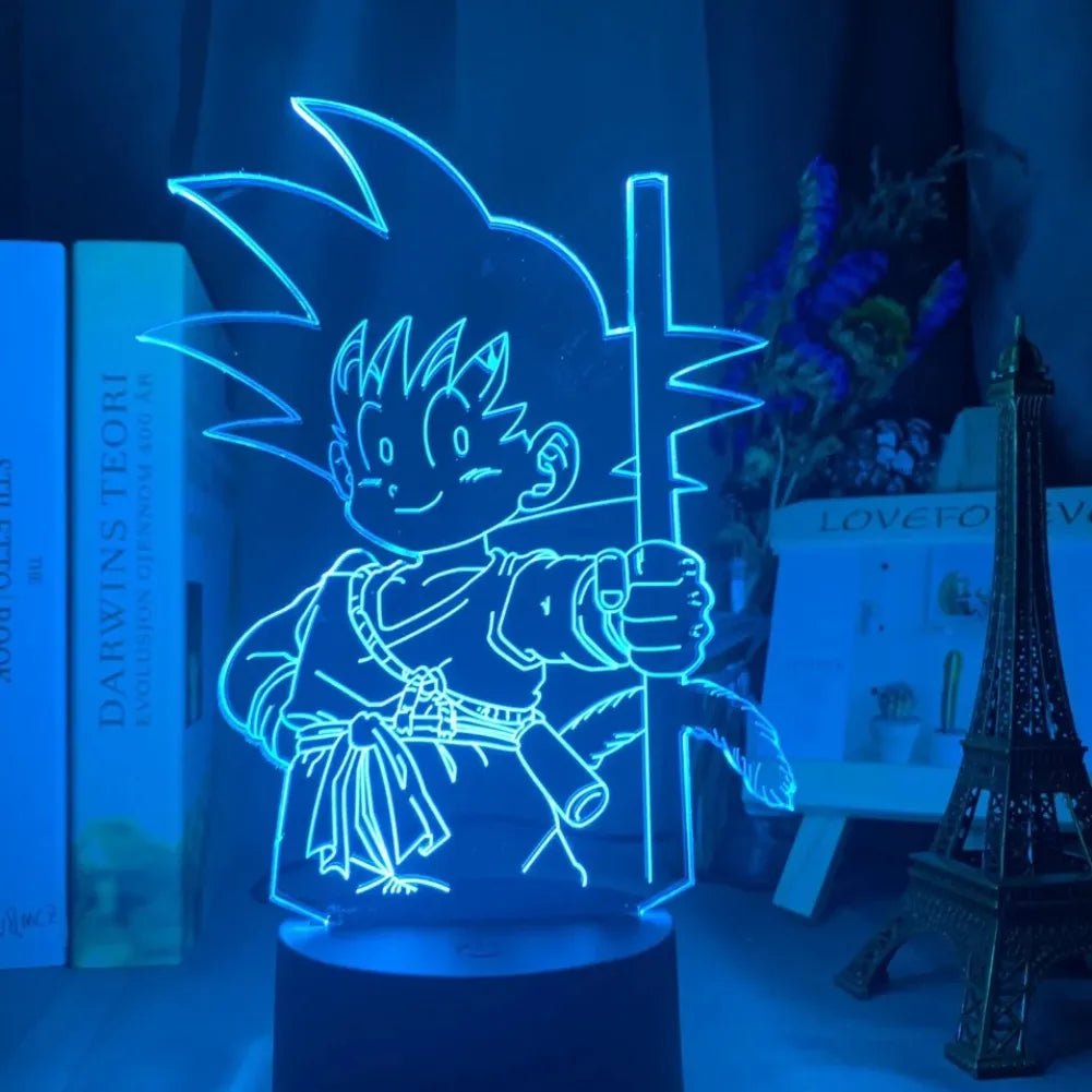 Lampe LED 3D Petit Goku vue de face Bleu clair