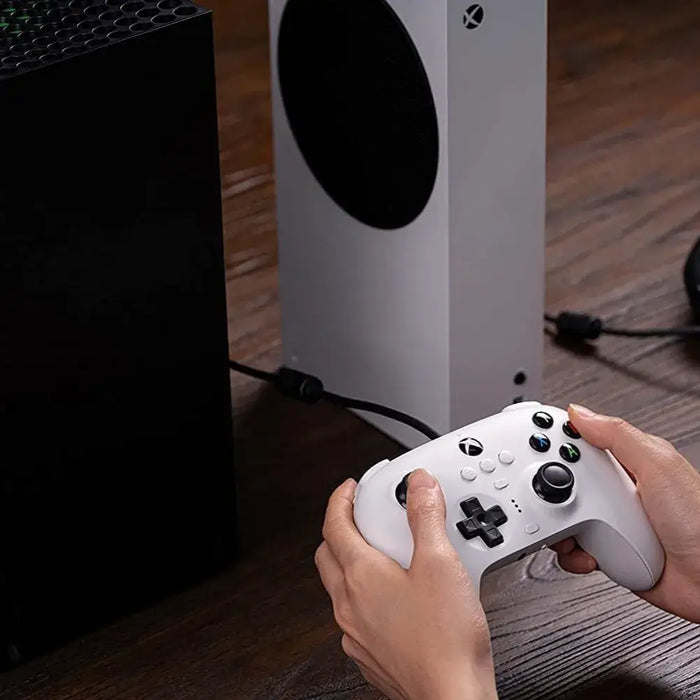 Vielseitigkeit und Kompatibilität mit Xbox und PC. — 8BitDo Ultimate Wired - Controller für Xbox & PC, hohe Präzision