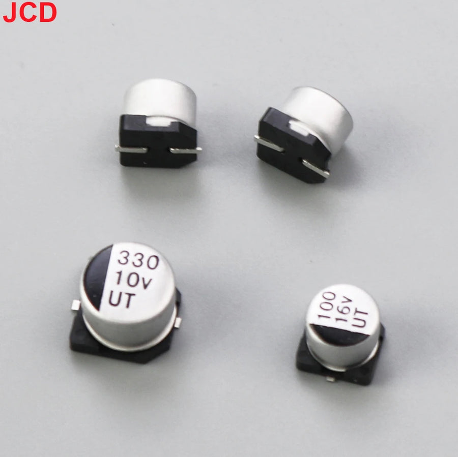 SMD-Kondensatoren und Spule aus dem JCD-Satz