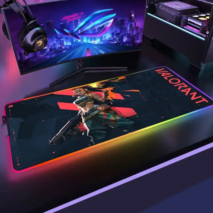 Die Oberfläche: glatt, 3 mm — Explosiver Stil und RGB-Kontrolle – Gaming-Mauspad Valorant Raze